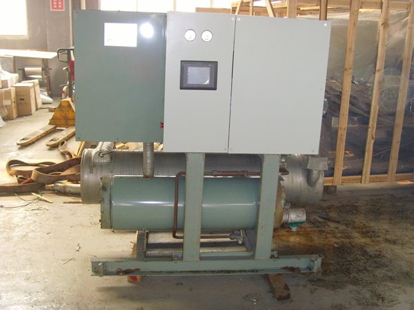 企石镇酒店中央空调不停机清洗方法介绍